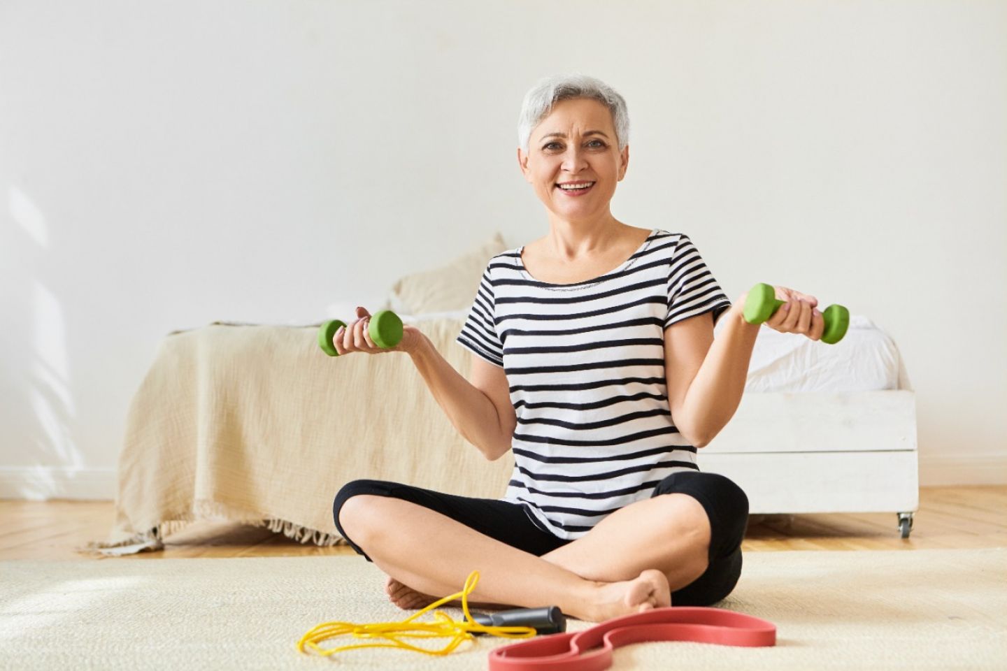 ¿Por qué es importante realizar actividad física para las personas con artritis reumatoide?